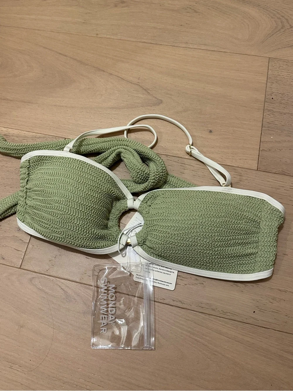 BNWT Monday Swimwear Costa Rica Top - Avocado/Ivory Crinkle SIZE SMALL